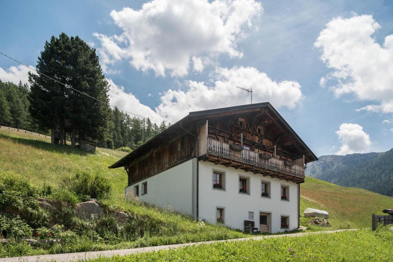 Ferienwohnung Kroesshof Sarentino Kültér fotó